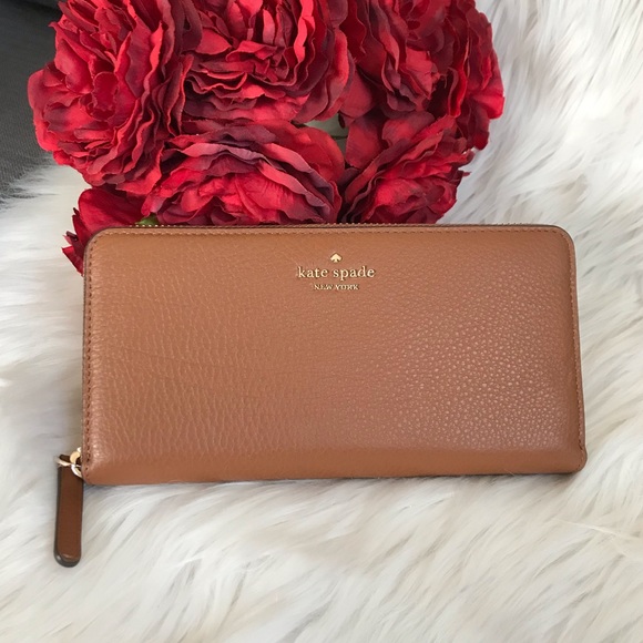 Kate Spade New York Jackson Luggage Brown Wallet - Picture 7 of 7